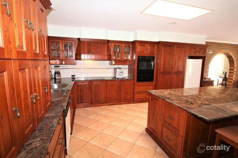 Property photo of 10 Jarvis Place Griffith NSW 2680