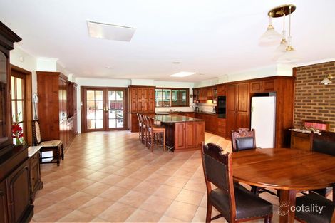 Property photo of 10 Jarvis Place Griffith NSW 2680