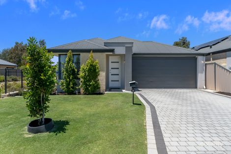 27 St Tropez Gdns, Piara Waters, WA 6112