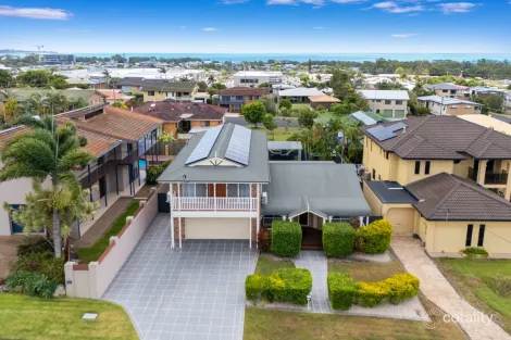 7 Eurong Ave, Pialba, QLD 4655