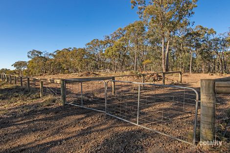 203 Rifle Butts Rd, Beaufort, VIC 3373