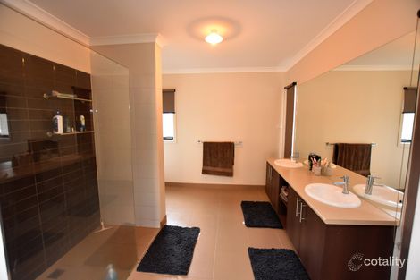 Property photo of 2 Visca Court Echuca VIC 3564