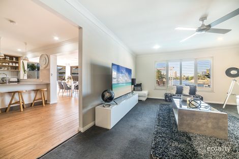 Property photo of 42 Rio Vista Boulevard Broadbeach Waters QLD 4218