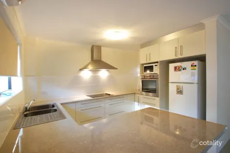 Property photo of 4/23 Burleigh Street Burleigh Heads QLD 4220