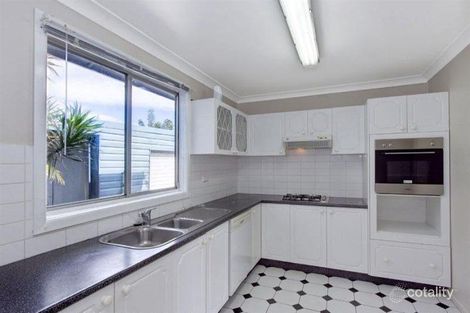 17 Lassiter Ave, Woonona, NSW 2517