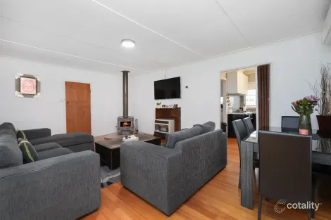 Property photo of 61 Kitchener Street Broadmeadows VIC 3047