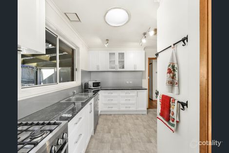 Property photo of 14 Mandowie Crescent Croydon VIC 3136