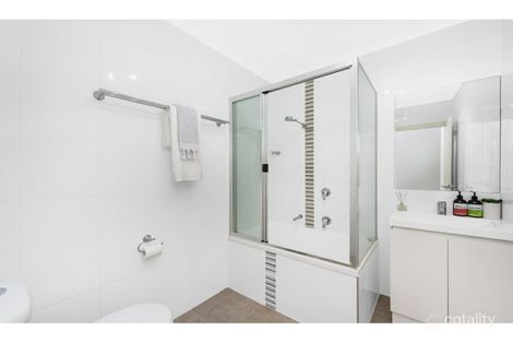 Property photo of 3/98-100 Uriarra Road Queanbeyan NSW 2620