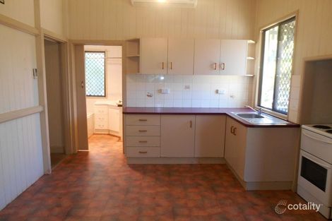 2b Cumming St, North Toowoomba, QLD 4350