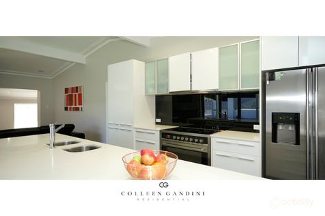 Property photo of 21 Glencoe Road Ardross WA 6153