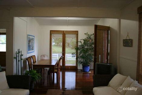 Property photo of 19 Flinders Avenue Dunwich QLD 4183