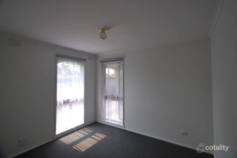 Property photo of 2/128 Camms Road Cranbourne VIC 3977