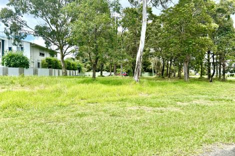 36 Camena St, Macleay Island, QLD 4184