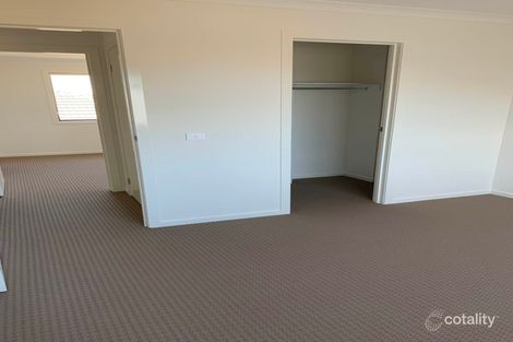 Property photo of 75 Baycrest Drive Point Cook VIC 3030