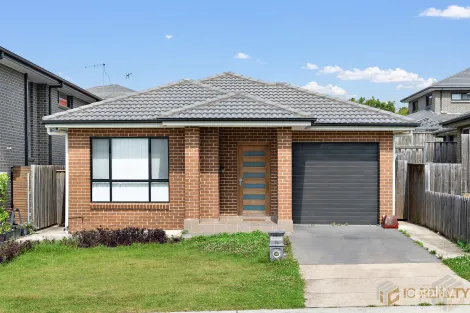 Property photo of 10 McClintock Drive Minto NSW 2566