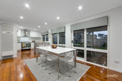 Property photo of 15 Farrer Close Cranbourne VIC 3977