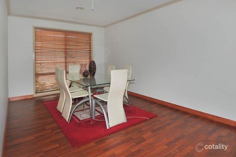 Property photo of 13 Hammond Place Roxburgh Park VIC 3064