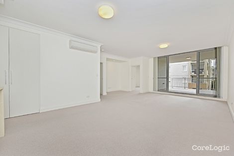 Property photo of 404/2-4 Peninsula Drive Breakfast Point NSW 2137