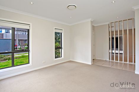 Property photo of 26 Fox Creek Circuit Kellyville NSW 2155