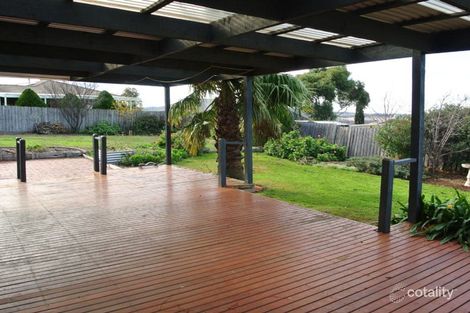 Property photo of 12 Riversdale Crescent Darley VIC 3340