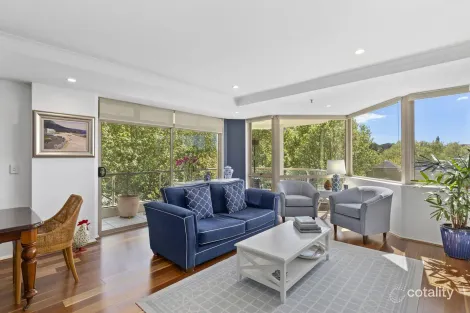 303/63 Crown St, Woolloomooloo, NSW 2011