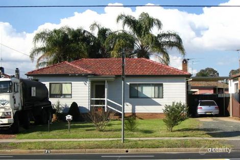 71 Ballandella Rd, Toongabbie, NSW 2146