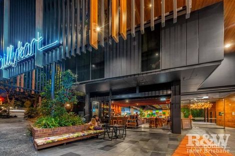 Property photo of 611/2-4 Edmondstone Street South Brisbane QLD 4101