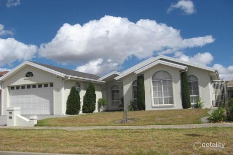 7 Remus Way, Taylors Lakes, VIC 3038