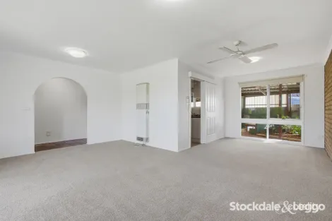 Property photo of 8 Catherine Court Traralgon VIC 3844