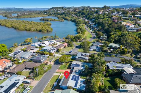Property photo of 13 Bimbadeen Avenue Banora Point NSW 2486