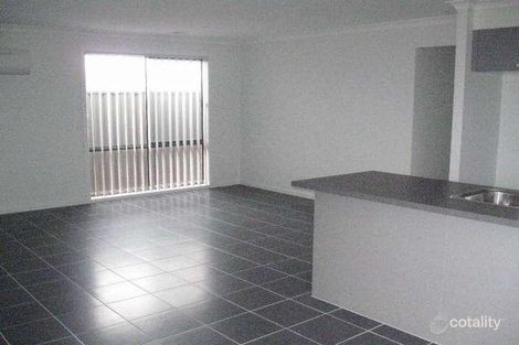 Property photo of 10 Meakin Way Deer Park VIC 3023