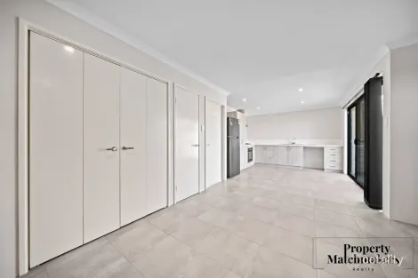 Property photo of 123 Howden Parade Alkimos WA 6038