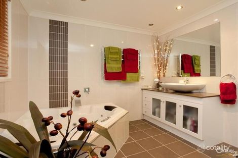 Property photo of 9 Drayton Close Eleebana NSW 2282