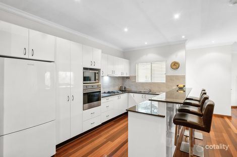 Property photo of 22 Lurnea Crescent Forestville NSW 2087