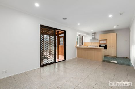 Property photo of 10 Carla Court Aspendale Gardens VIC 3195