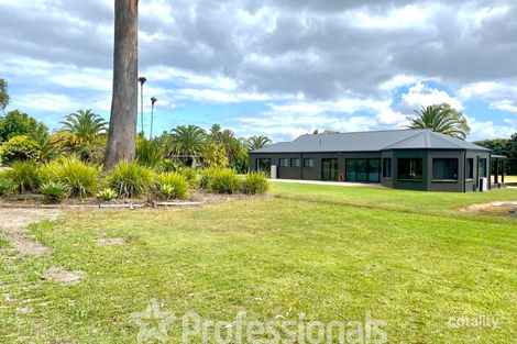 Property photo of 17 Laurina Drive Darawank NSW 2428