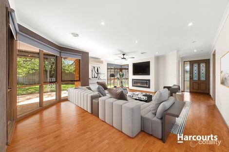 Property photo of 12 Isaac Court Pakenham VIC 3810