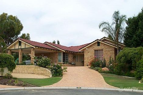 8 Hull Gr, Woodvale, WA 6026