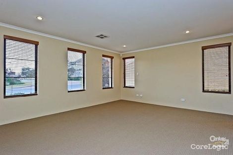 Property photo of 16 Labianca Vista Carramar WA 6031