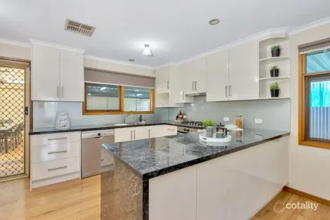 Property photo of 2 Dalby Court Salisbury Downs SA 5108