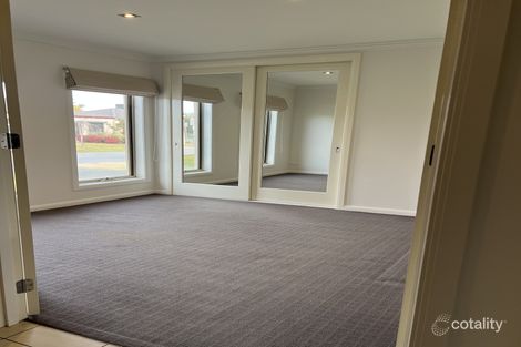 Property photo of 2 Elm Terrace Shepparton VIC 3630