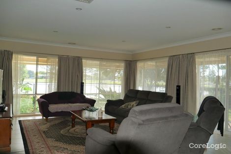 Property photo of 10 Menindee Crescent Kialla VIC 3631