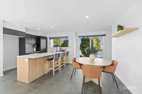 Property photo of 17 Adrian Circuit Nirimba QLD 4551
