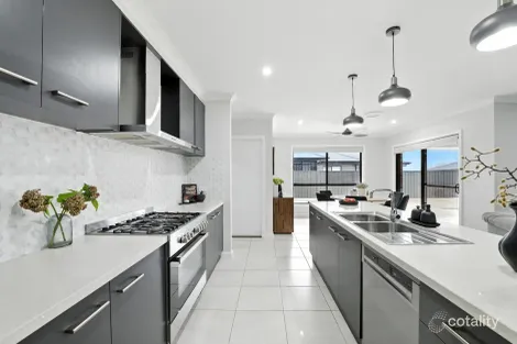 Property photo of 78 Madden Drive Griffith NSW 2680