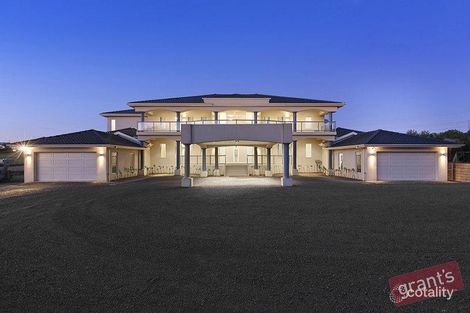 9 Springbank Rise, Narre Warren North, VIC 3804