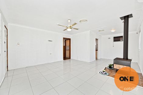 Property photo of 11 Mariana Crescent Lethbridge Park NSW 2770
