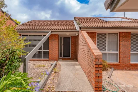 8/27 Crisp Cct, Bruce, ACT 2617