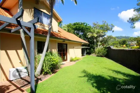 Property photo of 2 Beach Haven Court Sapphire Beach NSW 2450