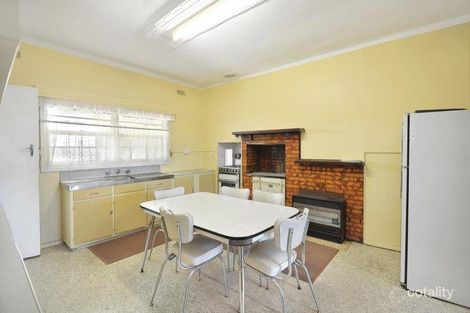 Property photo of 32 Birdwood Avenue Sebastopol VIC 3356