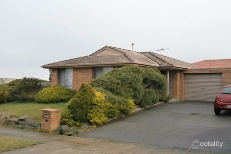 Property photo of 1/26 Preston Avenue Endeavour Hills VIC 3802